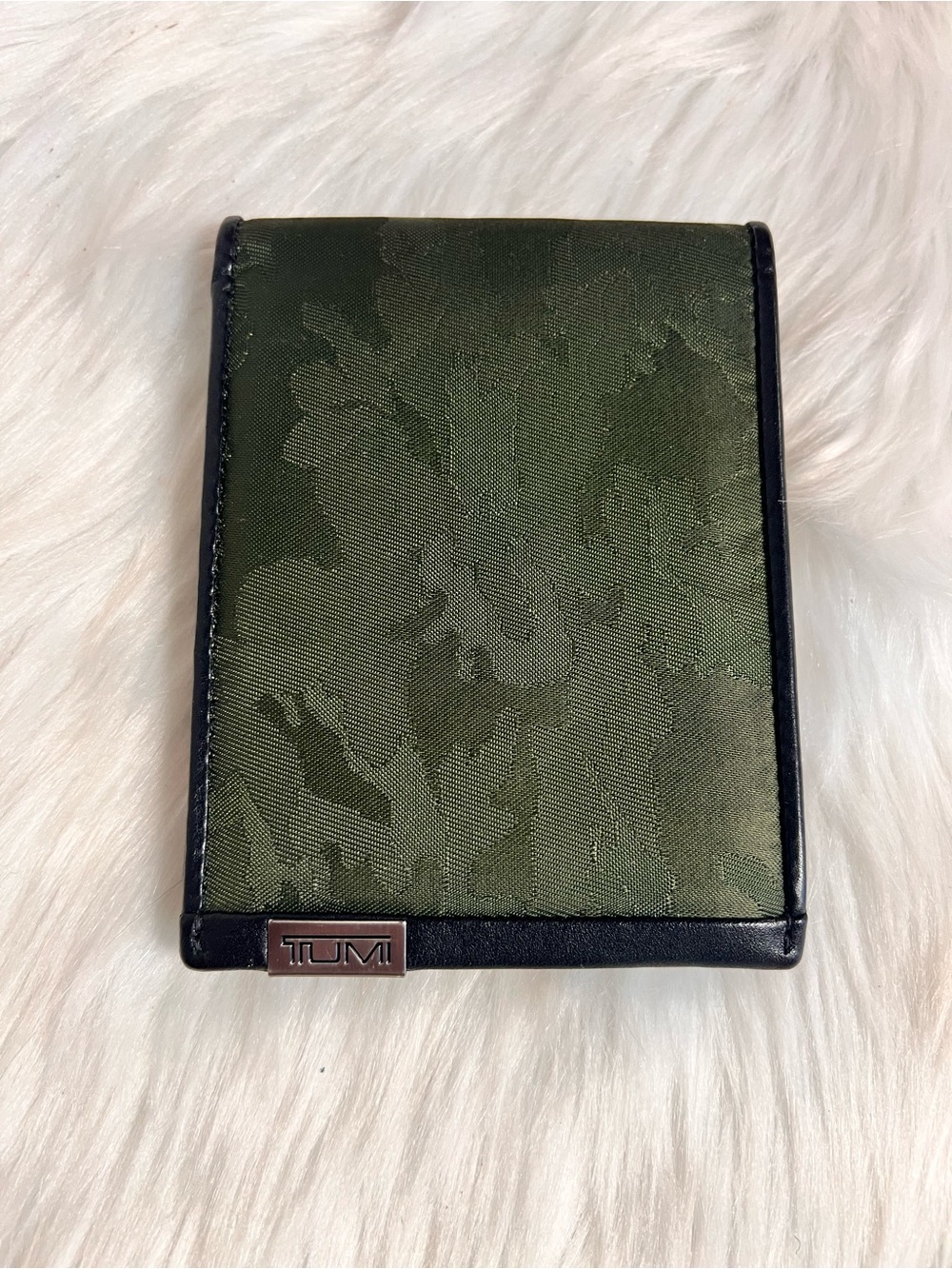 Tumi Olive Green Camouflage Jacquard Card Holder with Black Trim